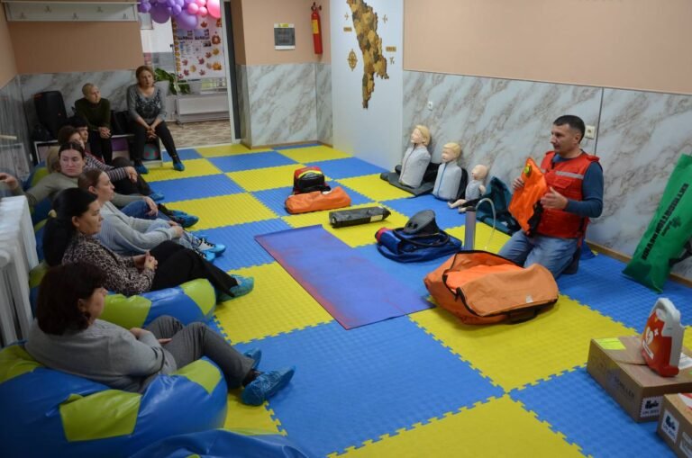 photo_5244962273619545723_y