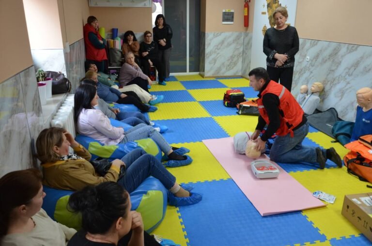 photo_5244962273619545732_y